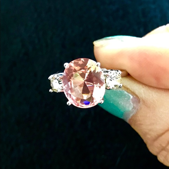 Jewelry - Sterling silver gemstone ring